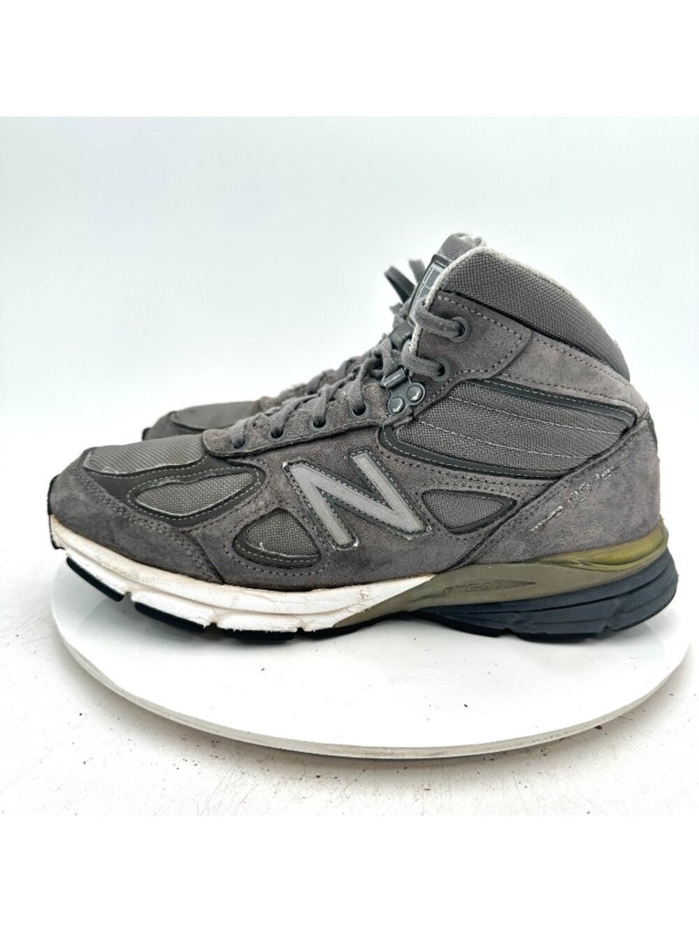 New Balance 990v4 Men Size 9.5D MO990GR4 Greystone Suede High Top Training Shoes